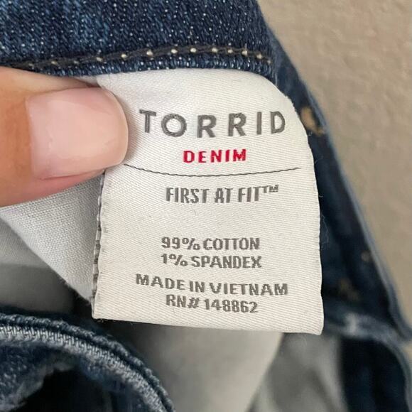 Torrid Jeans Womens 28 Plus Blue Straight High Rise Button Fly Distressed Cotton - Picture 12 of 13